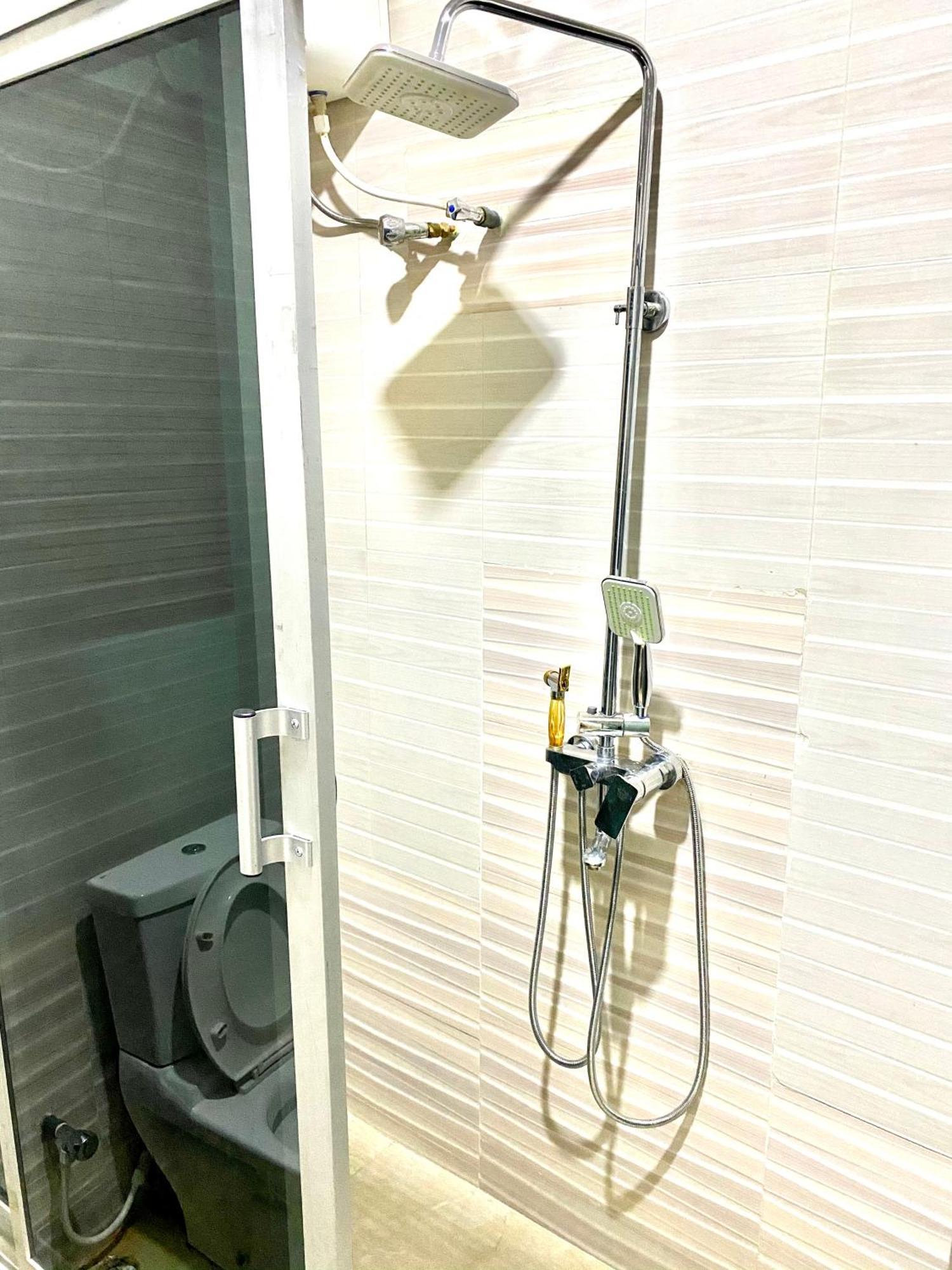 Nue-Crest Hotels & Suites إينوجو الغرفة الصورة
